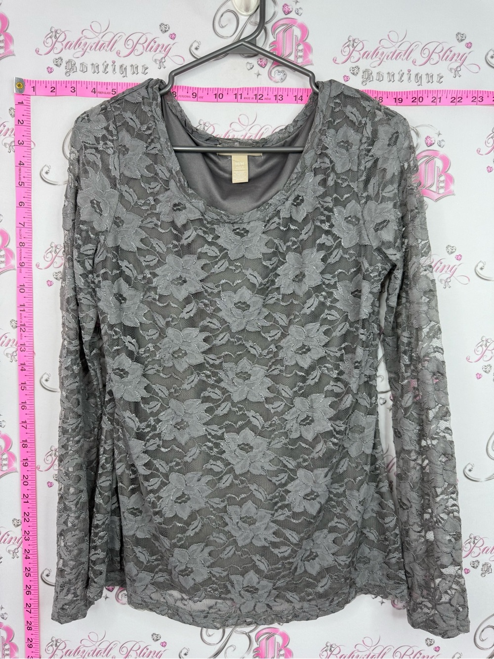 Banana Republic lace top stretchy soft Gray Lace Long-Sleeve Top